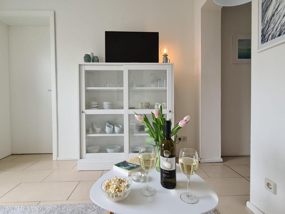 Neu Eingerichtetes Apartment #1 Mit Wlan !Sauna & Hot Tub Zubuchbar! Senftenberg Exterior foto